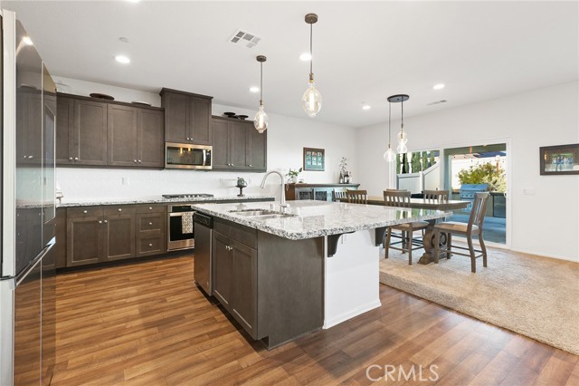 Detail Gallery Image 12 of 75 For 24456 Reserve Ct, Menifee,  CA 92584 - 5 Beds | 4 Baths