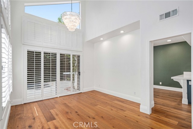 Detail Gallery Image 10 of 53 For 24526 Windsor Dr a,  Valencia,  CA 91355 - 3 Beds | 2/1 Baths