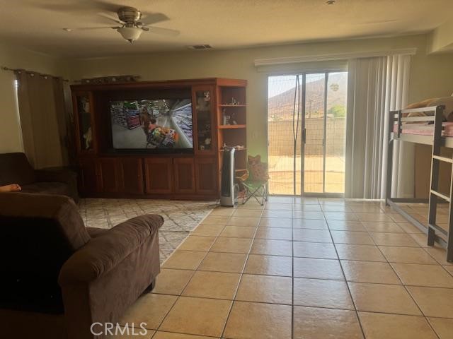 Detail Gallery Image 7 of 20 For 15313 Coleen St, Fontana,  CA 92337 - 4 Beds | 2/1 Baths