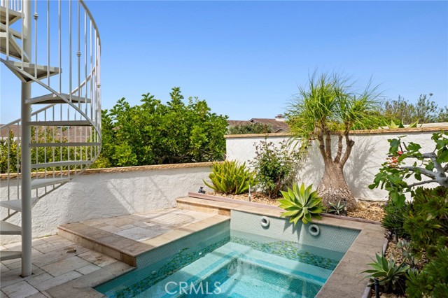 Detail Gallery Image 35 of 51 For 15 Curl Dr, Corona Del Mar,  CA 92625 - 3 Beds | 3 Baths