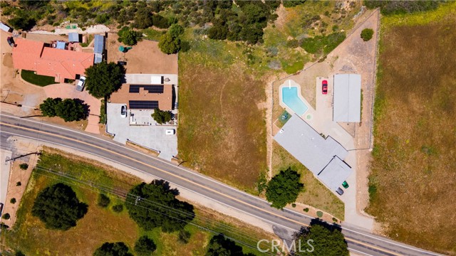 8491 Oak Glen Road, Cherry Valley CA: https://media.crmls.org/medias/069413bf-ef2f-4440-82b9-22d26685021a.jpg