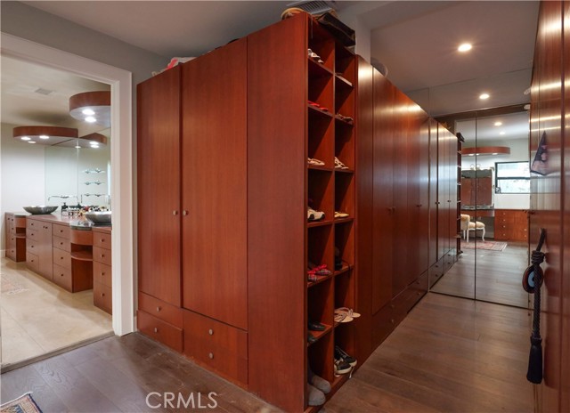 Detail Gallery Image 29 of 39 For 207 S Poinsettia Ave, Manhattan Beach,  CA 90266 - 4 Beds | 5 Baths