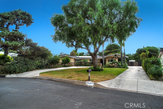 Detail Gallery Image 1 of 26 For 8377 Paso Robles Ave, –,  CA 91325 - 4 Beds | 3 Baths