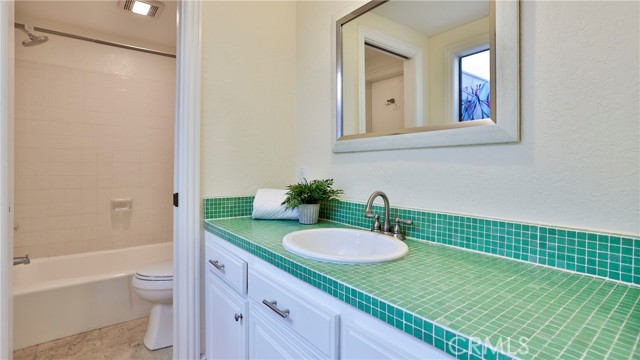 2607 Nelson Ave, Redondo Beach, California 90278, 2 Bedrooms Bedrooms, ,1 BathroomBathrooms,Residential,Sold,Nelson Ave,OC22046640