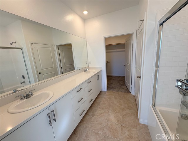 Detail Gallery Image 8 of 16 For 65187 Avenida De Nuves, Desert Hot Springs,  CA 92240 - 4 Beds | 3 Baths