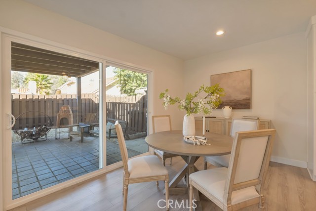 Detail Gallery Image 10 of 28 For 27039 Rio Prado Dr, Valencia,  CA 91354 - 3 Beds | 2 Baths