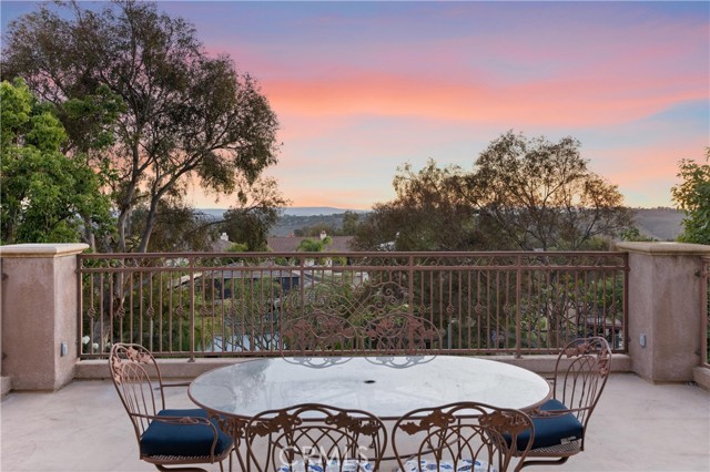 11 Chaparral Court, Rancho Santa Margarita CA: https://media.crmls.org/medias/06957cc4-427d-48c6-b963-4d818c931696.jpg