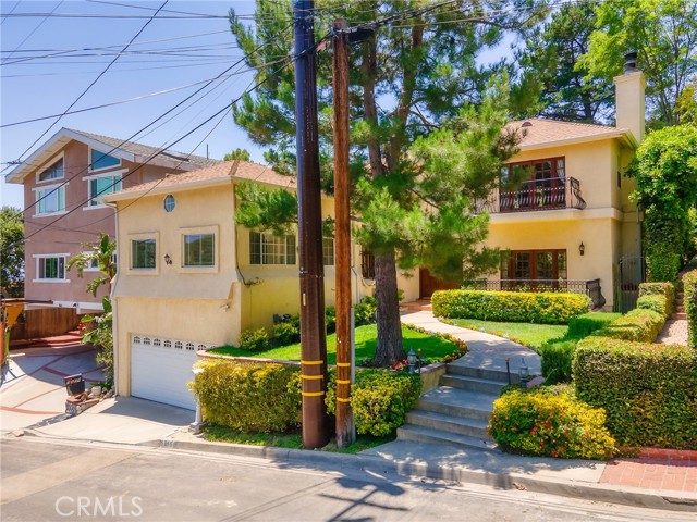 5815 Irving Avenue, La Crescenta CA: https://media.crmls.org/medias/06961916-9e4f-488d-bc75-295c38aa230f.jpg