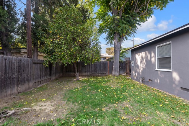 Detail Gallery Image 26 of 27 For 18350 Lorne St, Reseda,  CA 91335 - 3 Beds | 2 Baths