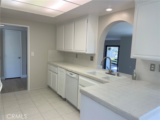 27832 Esporlas, Mission Viejo CA: https://media.crmls.org/medias/06969c7f-a8d7-405e-baac-eac7d5a6b879.jpg