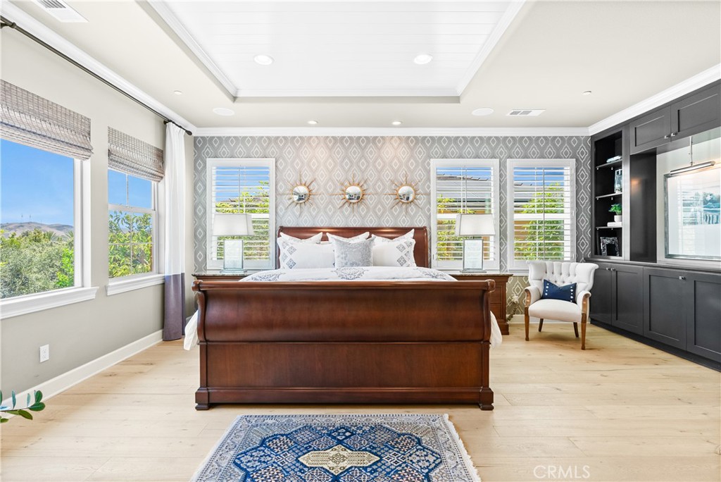 MLS #OC25195995 image #24