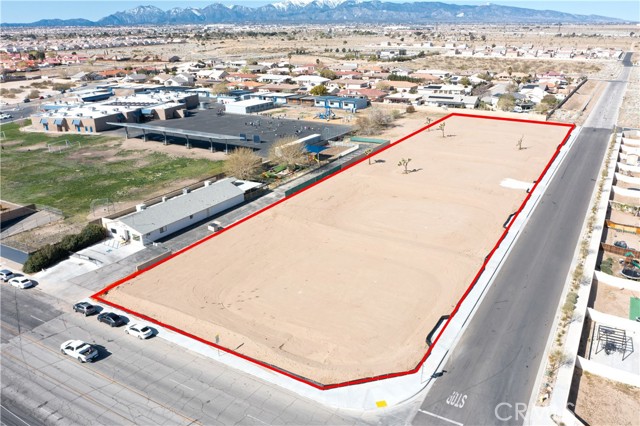 Detail Gallery Image 3 of 13 For 3 Valencia St, Hesperia,  CA 92345 - – Beds | – Baths