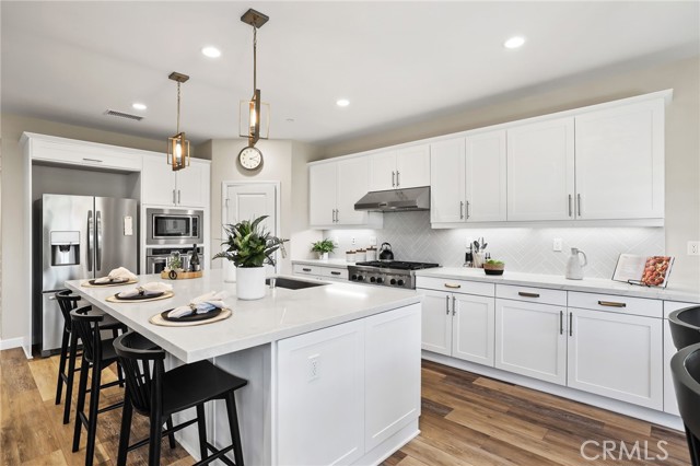 24 Granja Court, Rancho Mission Viejo CA: https://media.crmls.org/medias/069792ff-debd-4637-a6ae-66ed3870c0a2.jpg