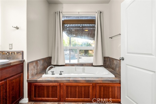 Detail Gallery Image 30 of 51 For 91 Cinder Cone, Chico,  CA 95973 - 4 Beds | 3 Baths