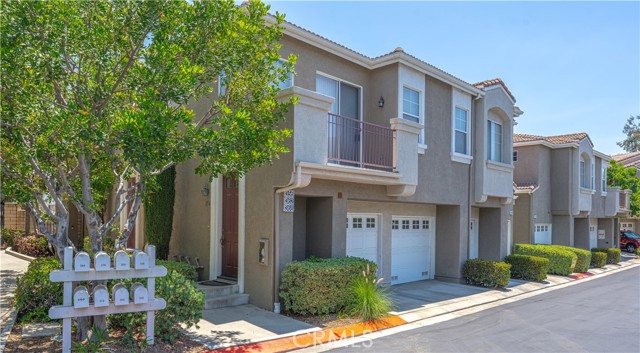 Detail Gallery Image 3 of 32 For 368 Gullotti Pl, Placentia,  CA 92870 - 2 Beds | 2 Baths