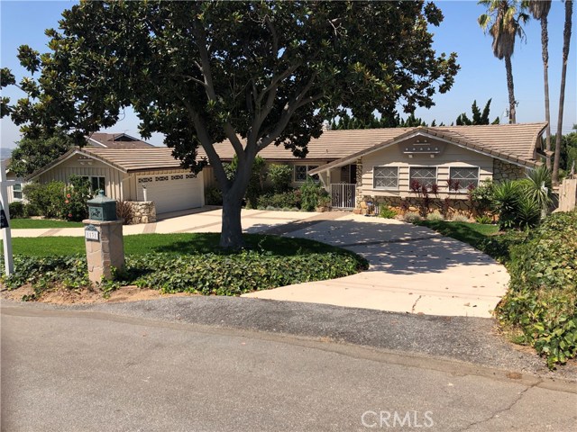 1131 Hillside St, La Habra, CA 90631