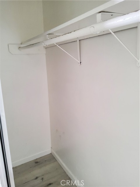 2437 Exposition Place, Los Angeles CA: https://media.crmls.org/medias/0698e85a-5d26-45f1-98b8-22e07821856c.jpg