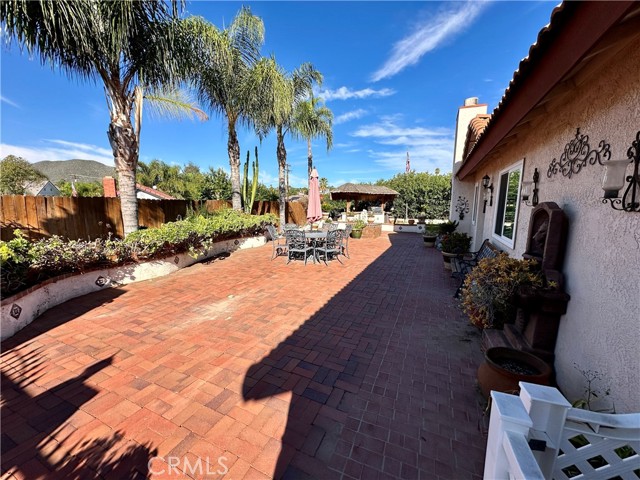 Detail Gallery Image 4 of 50 For 23856 Outrigger, Canyon Lake,  CA 92587 - 3 Beds | 2 Baths