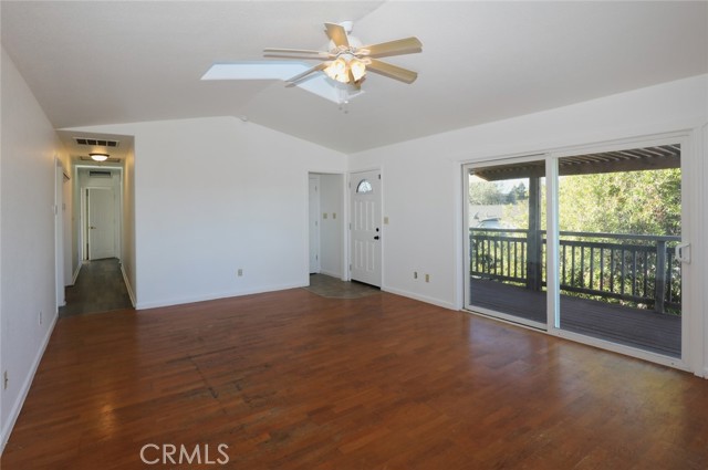 Detail Gallery Image 5 of 28 For 9620 Tenaya, Kelseyville,  CA 95451 - 4 Beds | 3 Baths