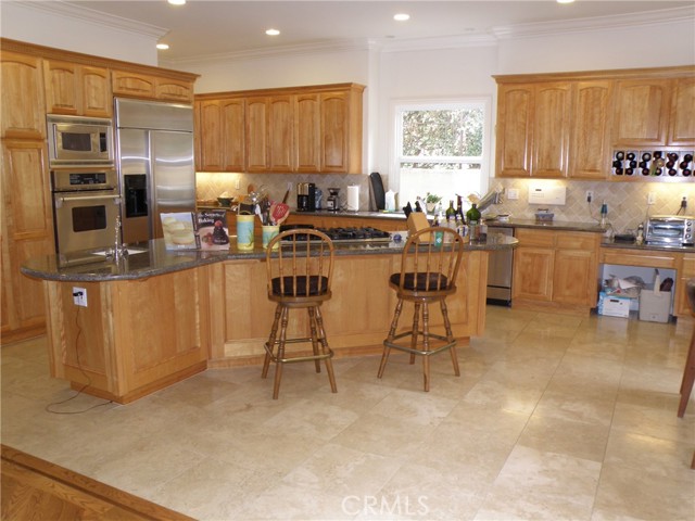 1201 2nd Street, Manhattan Beach CA: https://media.crmls.org/medias/069a5b93-1dd2-4c15-830b-804443ec2f59.jpg