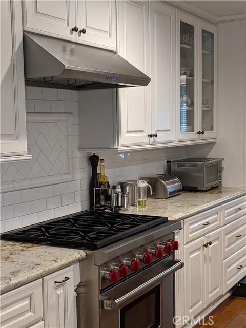 5310 La Forest Drive, La Canada Flintridge CA: https://media.crmls.org/medias/069b4842-c6b6-4dc9-ba36-1aaa6228f71c.jpg