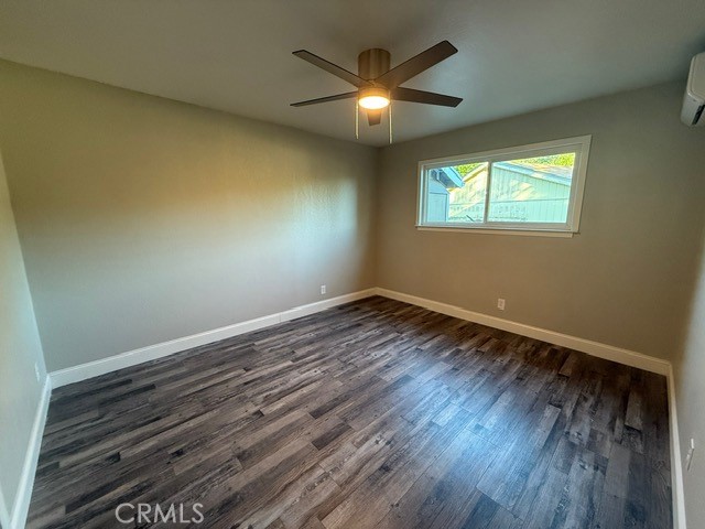 https://media.crmls.org/medias/069bd016-3d04-4f53-bd99-ca0704d47764.jpg?preset=X-Large