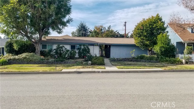 1659 N 2nd Ave, Upland, CA 91784