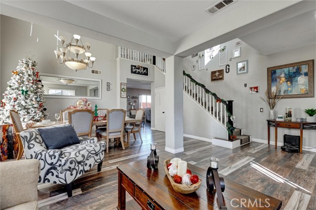 Detail Gallery Image 8 of 45 For 26978 Homeroom Ct, Moreno Valley,  CA 92555 - 4 Beds | 3 Baths