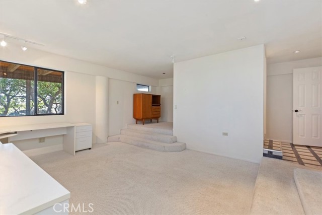 33052 Piedras Grandes, Green Valley Lake CA: https://media.crmls.org/medias/069d5110-55be-4f5f-9533-59a88a8010b8.jpg