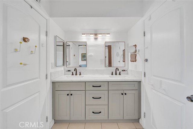 24409 Penrose Court, Diamond Bar CA: https://media.crmls.org/medias/069d9985-341d-4f9d-89ab-8df3e75497f1.jpg