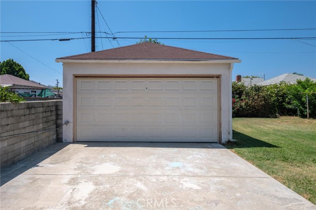 Detail Gallery Image 36 of 37 For 3727 West Bld, Los Angeles,  CA 90016 - 3 Beds | 1/1 Baths