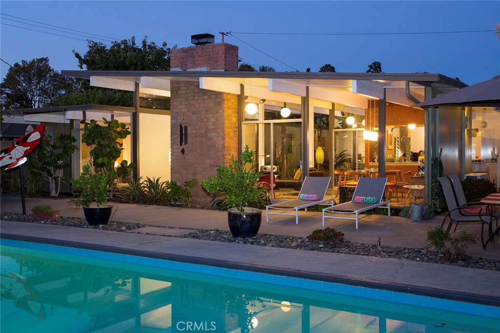 069db827 3002 43da B1e0 16202ab6af2c