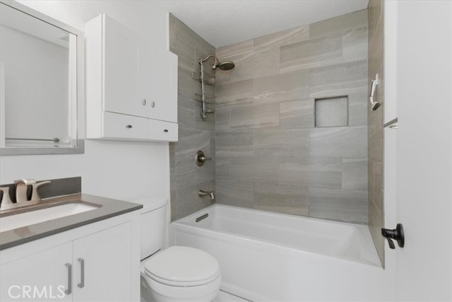 Detail Gallery Image 22 of 31 For 5768 Old Ranch, Oceanside,  CA 92057 - 3 Beds | 2 Baths