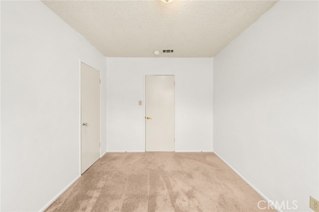 1320 W Flora Street, Ontario CA: https://media.crmls.org/medias/069e7e14-9445-4bc1-8208-539cfc3bab96.jpg