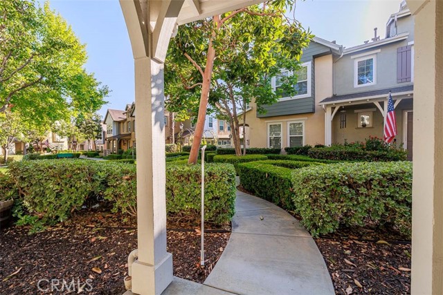 72 Orange Blossom, Ladera Ranch CA: https://media.crmls.org/medias/069e8f74-dbec-48c5-88cd-add0f8b8ccea.jpg