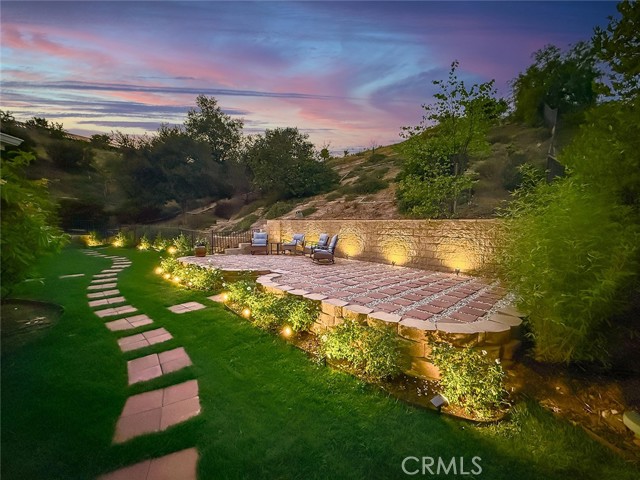 2775 Edgeview Court, Newbury Park CA: https://media.crmls.org/medias/069ee700-ea3b-44d0-b45c-272f4f50a745.jpg