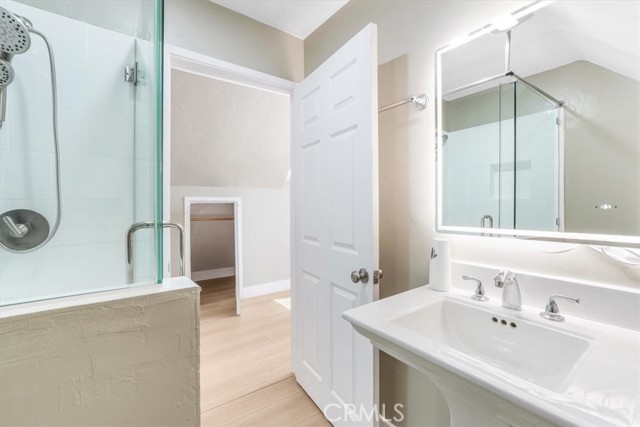 13737 Mercer Street, Pacoima CA: https://media.crmls.org/medias/069eebb9-b7cf-4db1-8aad-0da60af96aca.jpg