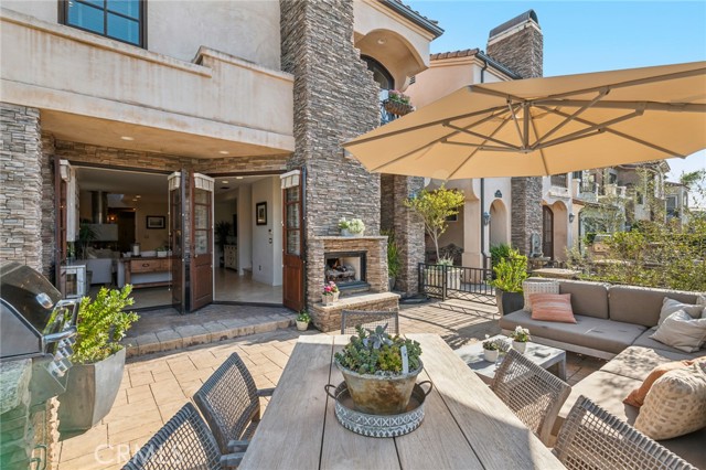 Detail Gallery Image 2 of 27 For 610 Marigold Ave, Corona Del Mar,  CA 92625 - 3 Beds | 3/1 Baths