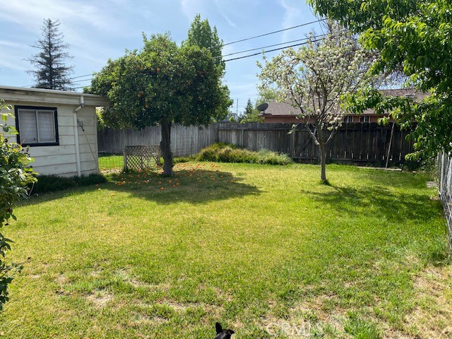 Detail Gallery Image 6 of 6 For 800 Cedar Ave, Atwater,  CA 95301 - 3 Beds | 1 Baths