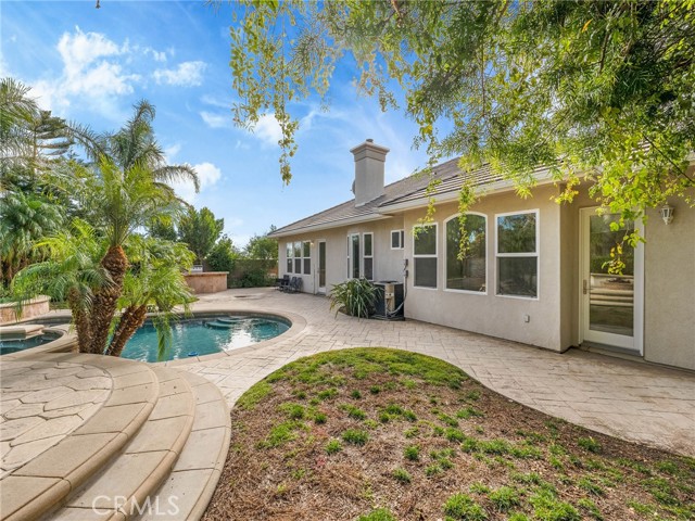12800 Via Donatello, Porter Ranch CA: https://media.crmls.org/medias/06a064e5-038c-4775-9c91-ea0802bbb678.jpg