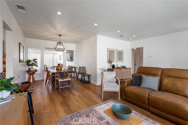 Detail Gallery Image 8 of 40 For 1924 S Averill Ave, San Pedro,  CA 90732 - 3 Beds | 1/1 Baths