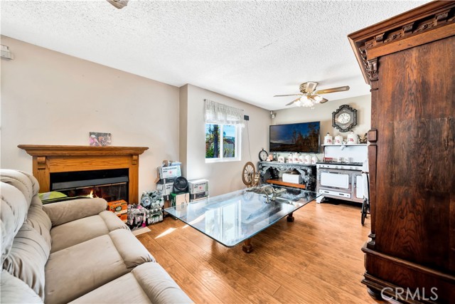 Detail Gallery Image 32 of 43 For 1475 Labrador, Corona,  CA 92882 - 4 Beds | 3 Baths