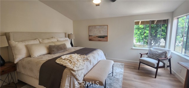 Detail Gallery Image 18 of 33 For 519 Amber Dr, Huntington Beach,  CA 92648 - 3 Beds | 2/1 Baths