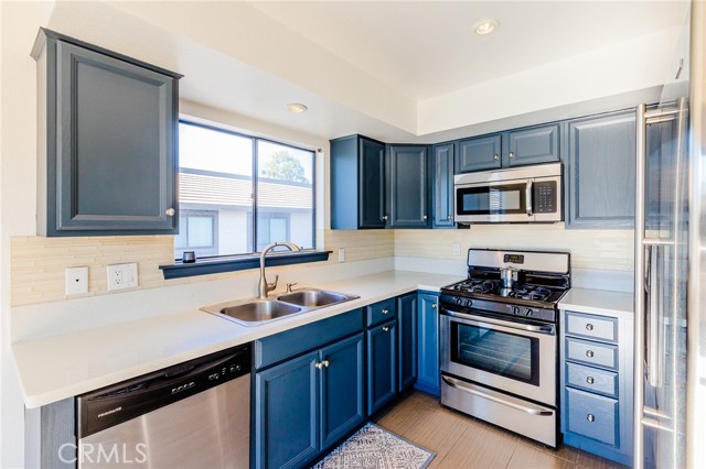 151 Majestic Court, Moorpark CA: https://media.crmls.org/medias/06a170b9-7aa0-4ce6-9aac-16689b27408c.jpg