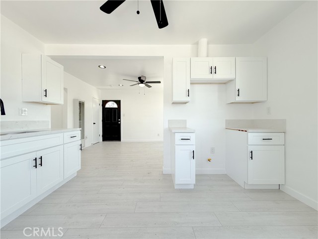 518 N Wilmington Avenue, Compton CA: https://media.crmls.org/medias/06a1ced3-1c65-4457-aeac-df2d149a0b74.jpg