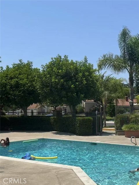 Detail Gallery Image 39 of 43 For 6401 E Nohl Ranch Rd #78,  Anaheim,  CA 92807 - 4 Beds | 2/1 Baths