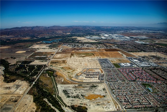 16698 Deergrass Avenue, Chino CA: https://media.crmls.org/medias/06a27fd3-2192-4692-a45f-97e3625e73cb.jpg