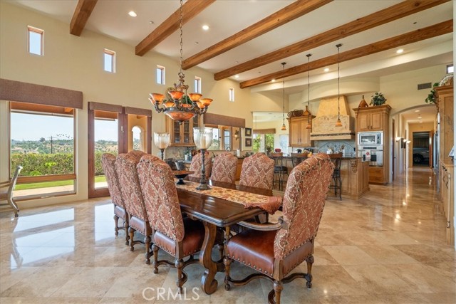 1917 Santa Margarita Drive, Fallbrook CA: https://media.crmls.org/medias/06a28530-329c-49d7-aa3d-2f5881065dba.jpg
