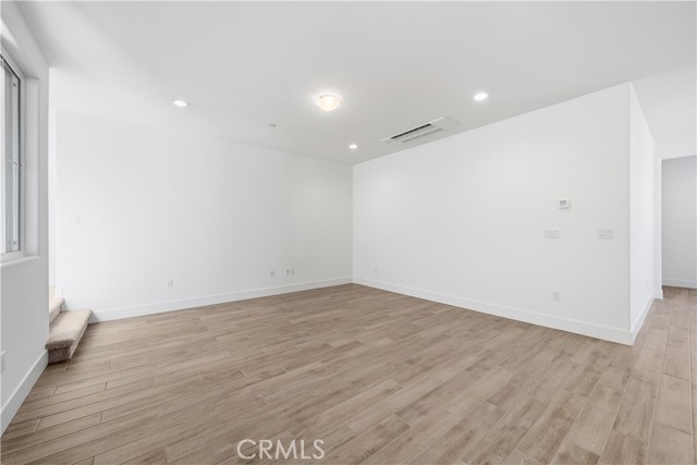 Detail Gallery Image 7 of 33 For 209 Foxtrot Ct, San Luis Obispo,  CA 93401 - 3 Beds | 2/1 Baths