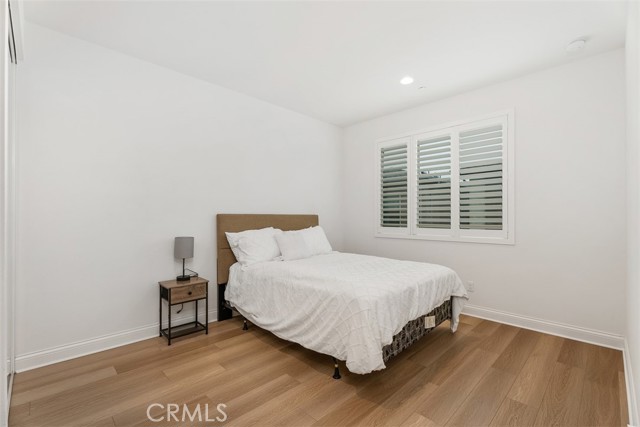 Detail Gallery Image 25 of 30 For 923 E 3rd St, Santa Ana,  CA 92701 - 4 Beds | 3/1 Baths